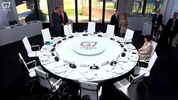 G7峰会上早市早苗游说盟友对抗中国为何无果？
个人认为
1，在G7成员国内，日本
