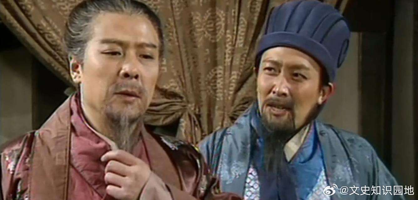 刘备到底更信任法正还是诸葛亮？别再硬拉他俩比高低了聊起刘备的用人，绕不开的一个老