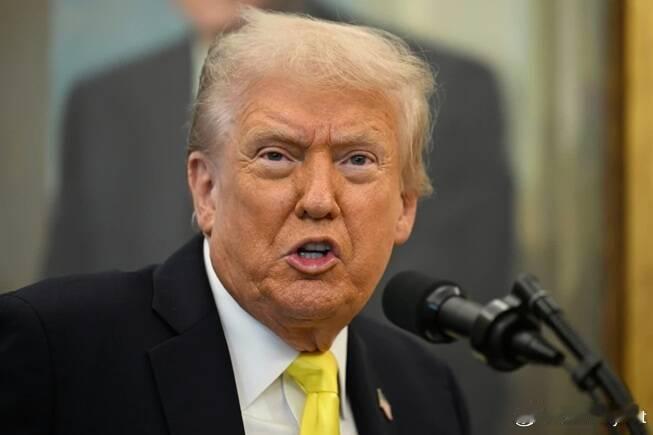 【特朗普证实CIA在委内瑞拉展开秘密行动 称正考虑地面作战引发国会震动】海外新鲜