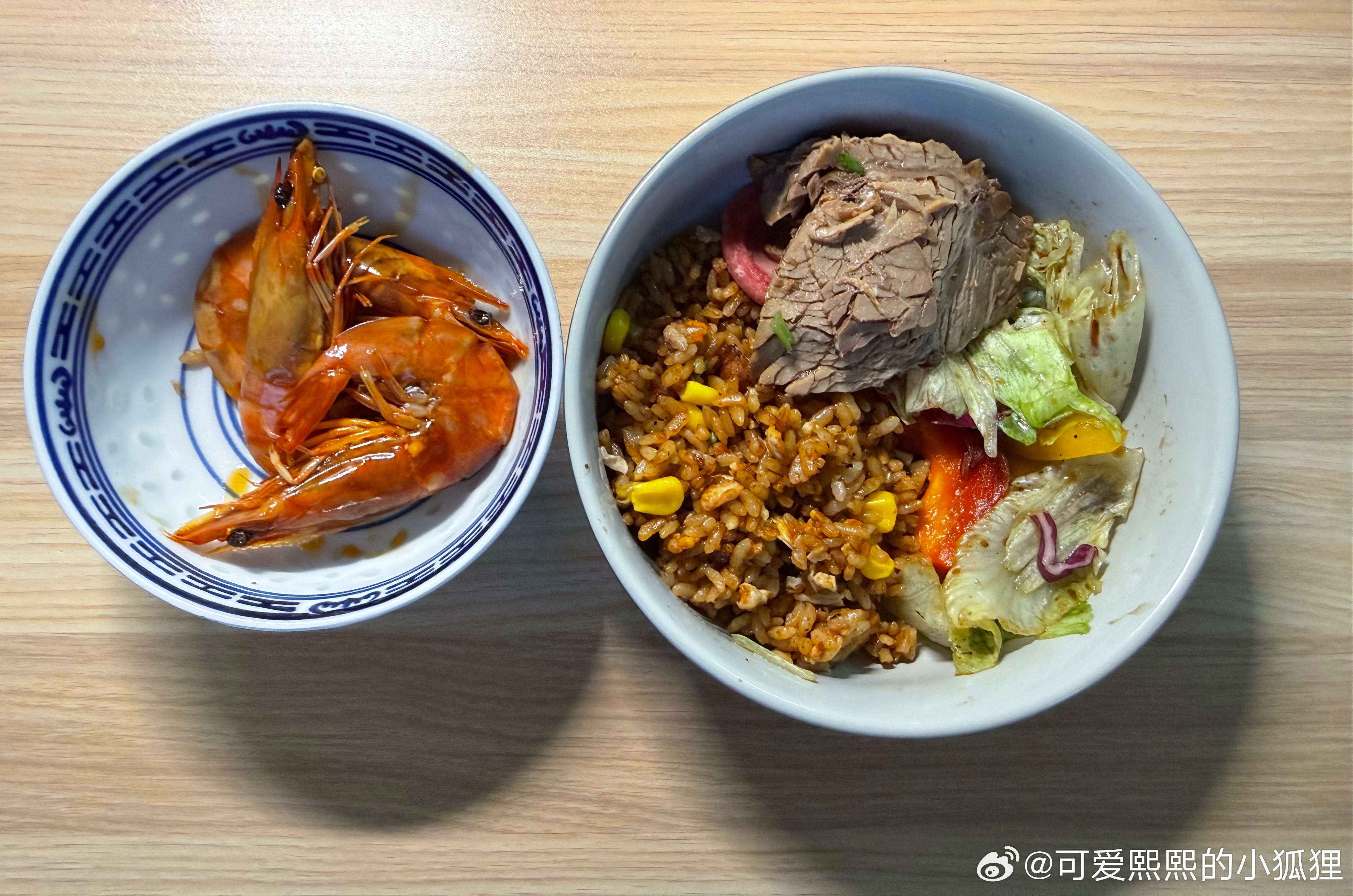 今日食谱（吃多了版小蒜香面包+零食  450大卡水果+抹茶布丁  200大卡2个