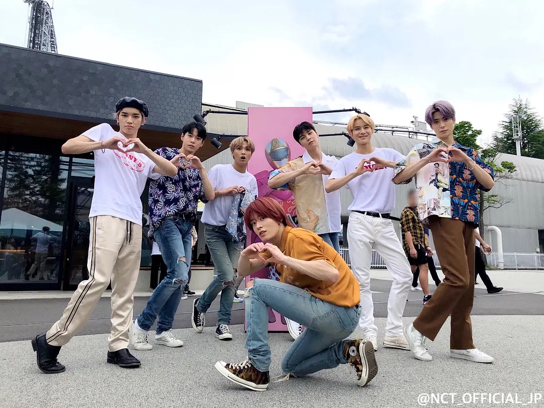 【翻牌】NCT127全员与SM续约   还想再爱你们十年🐱🌹🍒🐰🍑🐶