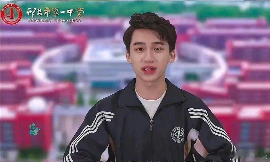 于正这新找的艺人真的和王星越一样是大鼻子。 ​​​