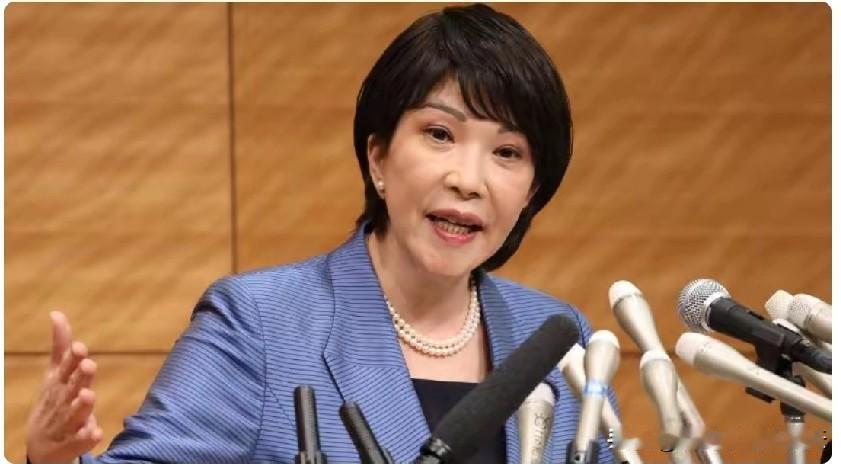 这才开始几天？就不安分了，看来是铁了心的想搞些事情出来。

不知道老特去给这位女