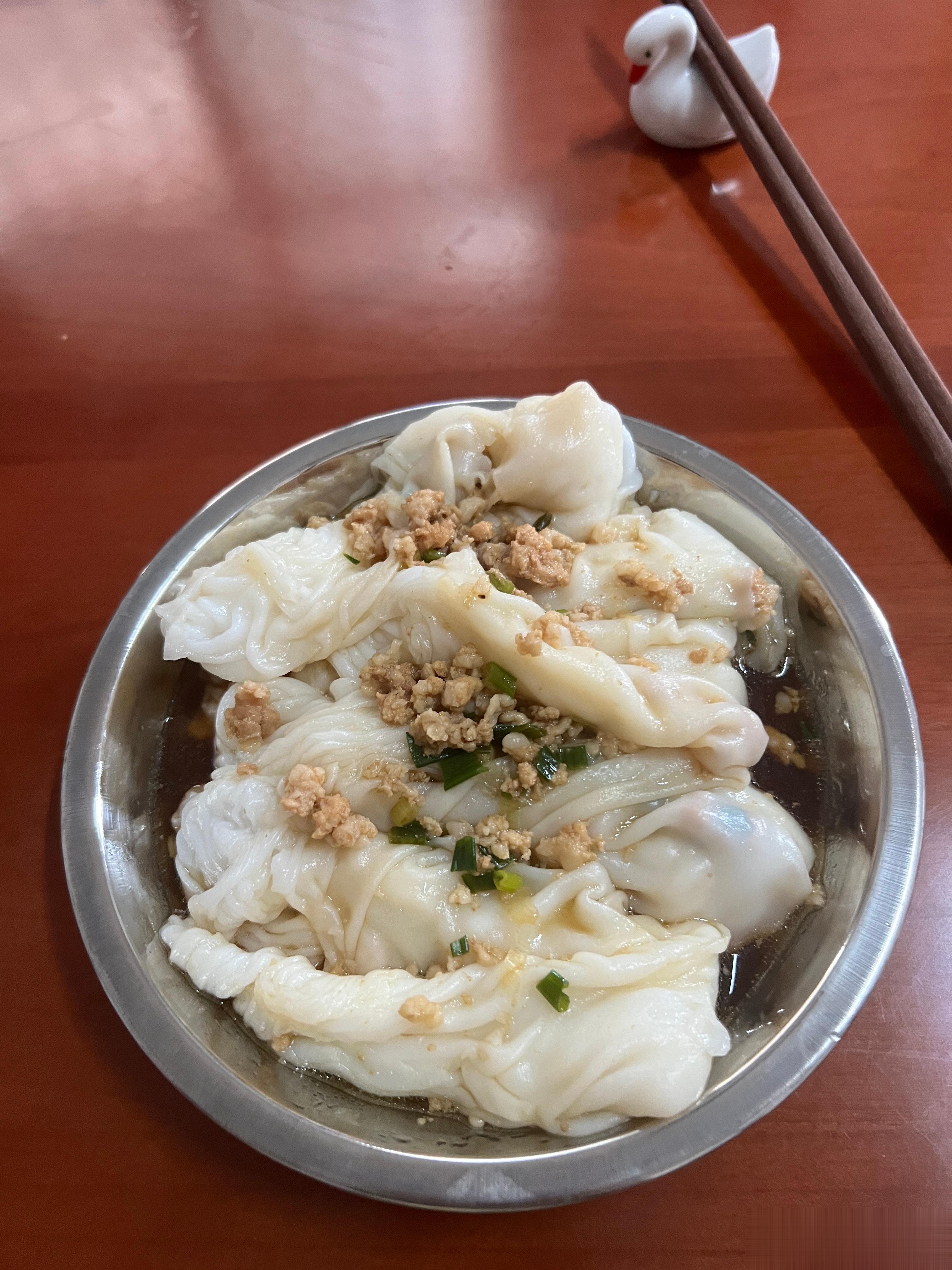 #早餐# 越南卷筒粉 5元 免费的黄豆芽猪皮汤 ​​​