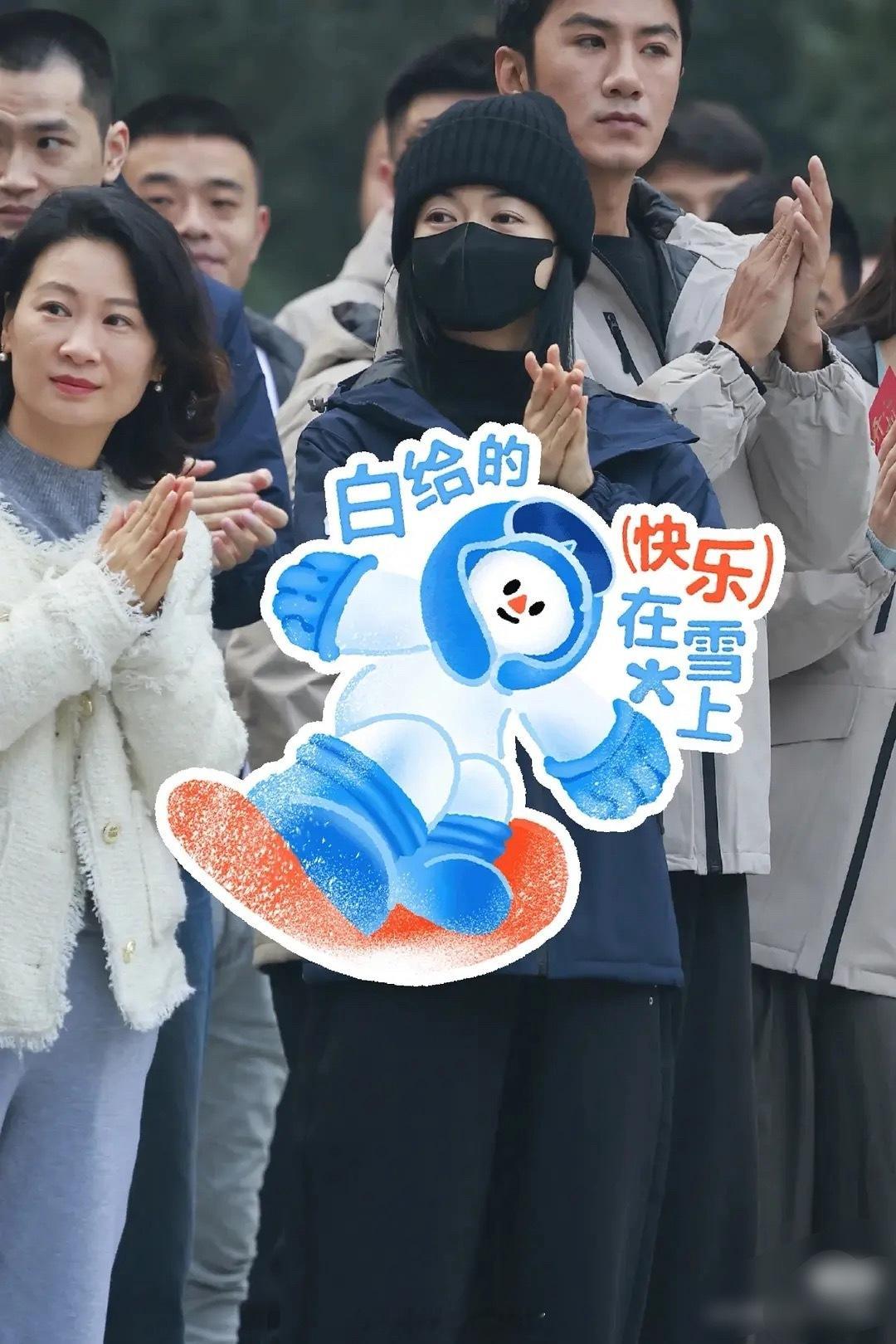 吴谨言就这样无缝进组了，和肖顺尧合作《重生之门2》，有过爆剧的女演员真的挺受欢迎