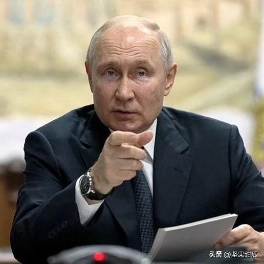 英国还是放不下俄罗斯。英国外交部发言，我们对俄罗斯和伊朗之间的关系深表关切。
