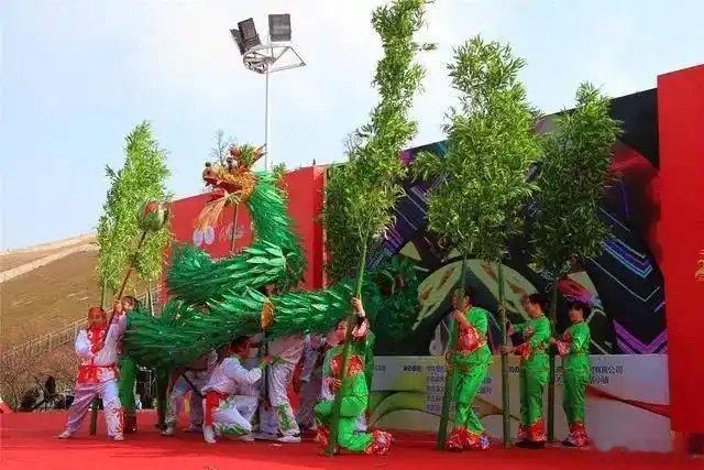 谁懂竹子突然变成龙的震撼在浙江看到了最多变的非遗舞龙 在浙江看到了最多变的非遗舞