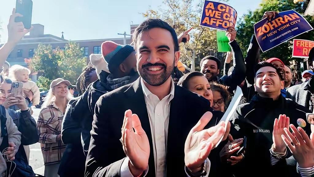 特朗普：因为我没有参与竞选纽约市市长，所以马姆达尼赢了。
34岁的马姆达尼以50