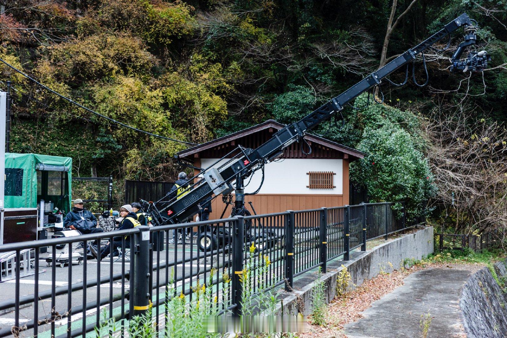 第101回箱根驿传第5区，为捕捉若林宏树装备调整细节 NTV 设立的专门拍摄点。