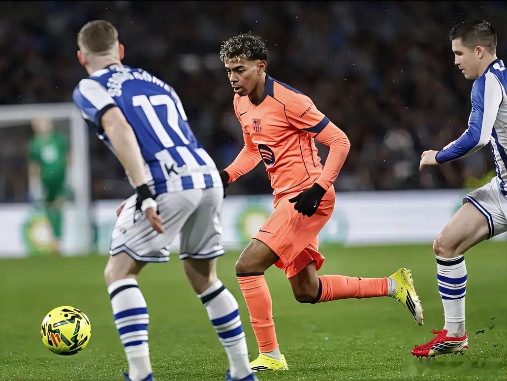 巴萨1-2爆冷输给皇家社会，皇马球迷开始过年了皇马现在又看到了西甲冠军的希望了，