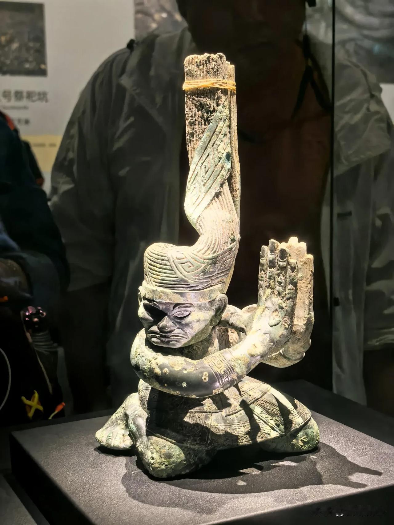 穿越3000多年，见证辉煌的古蜀文明。