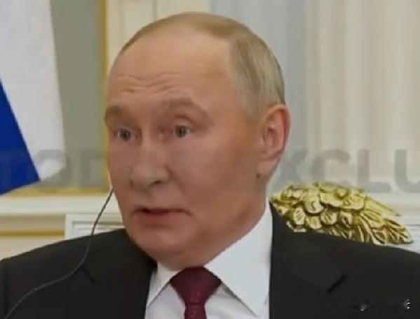 73岁的普京被问能不能总结一生，他笑着说还早，还有好多事要做。

这是不想退休，