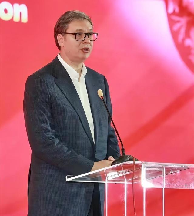 武契奇这老狐狸，确实有点东西。刚传出消息，等俄罗斯那边结束访问，他紧接着就要来北
