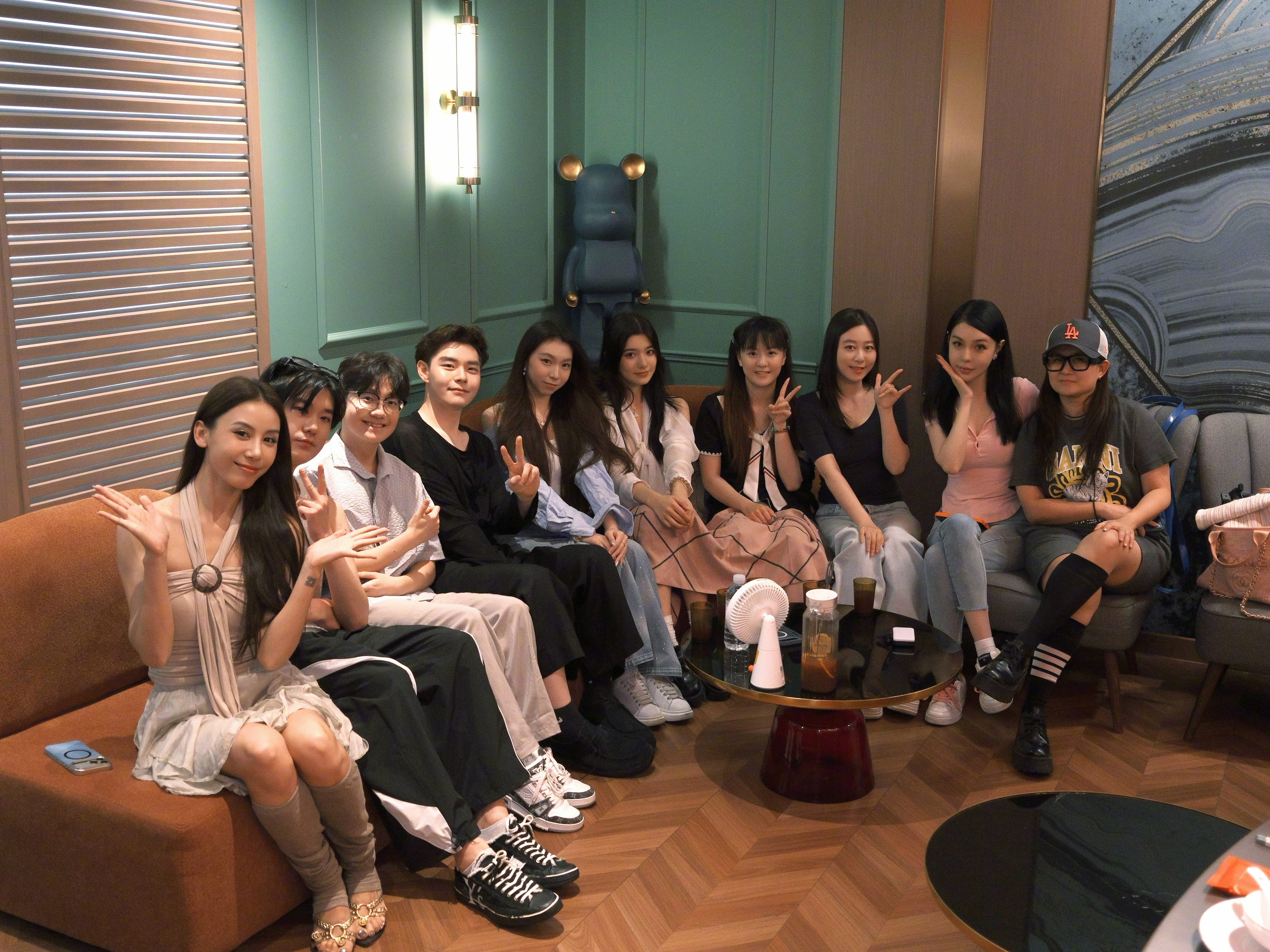 舞法天女选角故事舞法天女大强直播爷青回导演当年说大强是天选之子，我以为是剧里人设