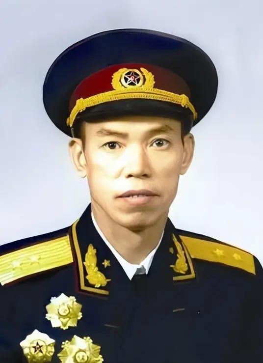 1950年，毛岸英想去梁兴初手下当团长，但梁军长怕他去前线太危险，没有同意，谁知