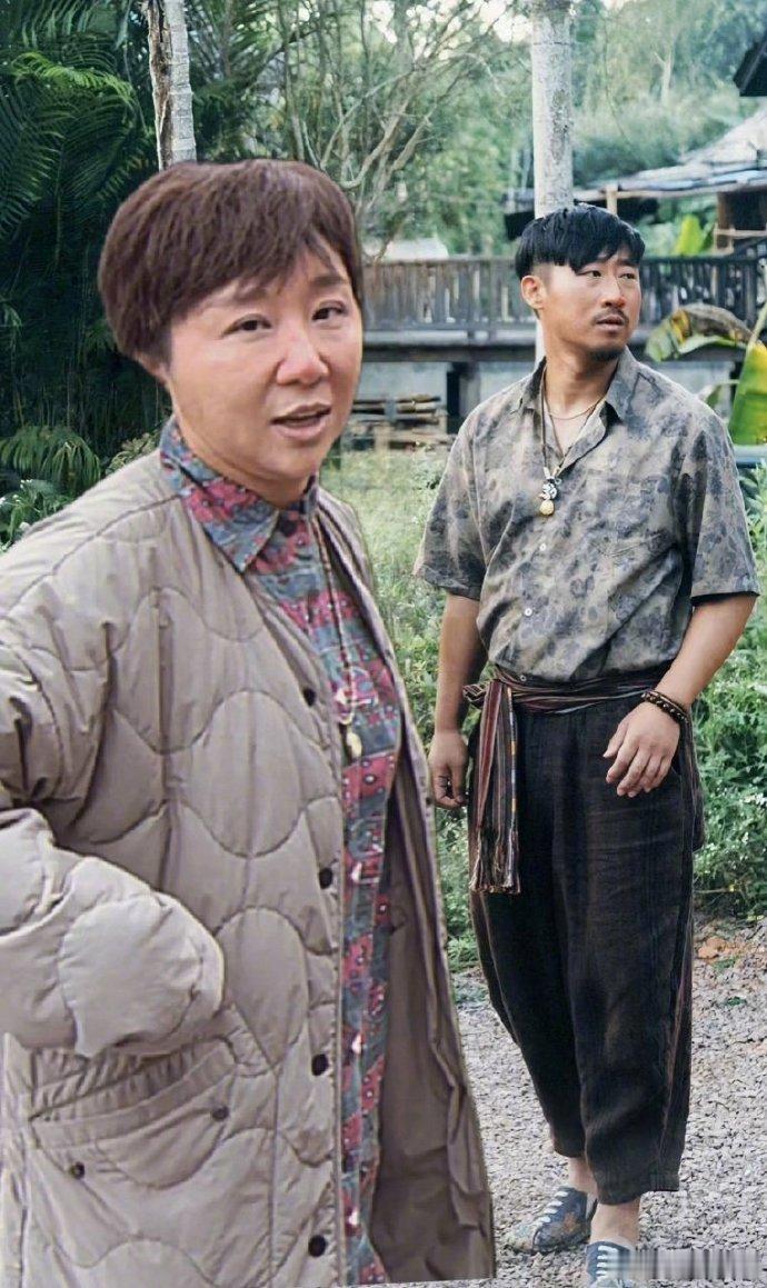 傅首尔反串边水往事，令人眼前一亮。带来别样惊喜，屏幕外的观众纷纷表示满意，确有独