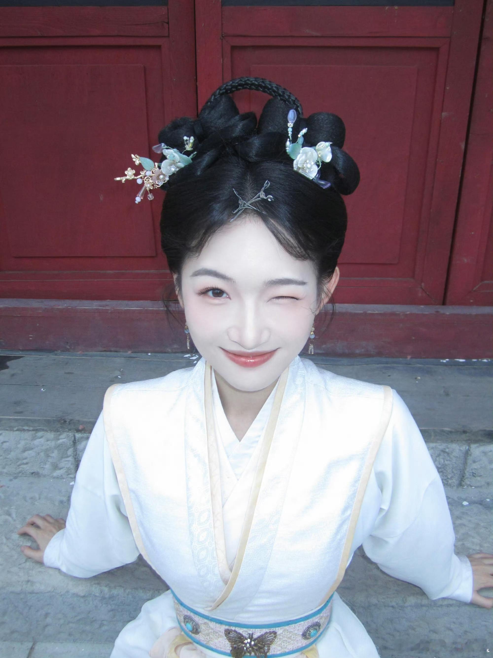 甘瑞琦  grq甘瑞琦沈小九 grq甘瑞琦故卿归 是动听的情话，是虔诚的祈求，是