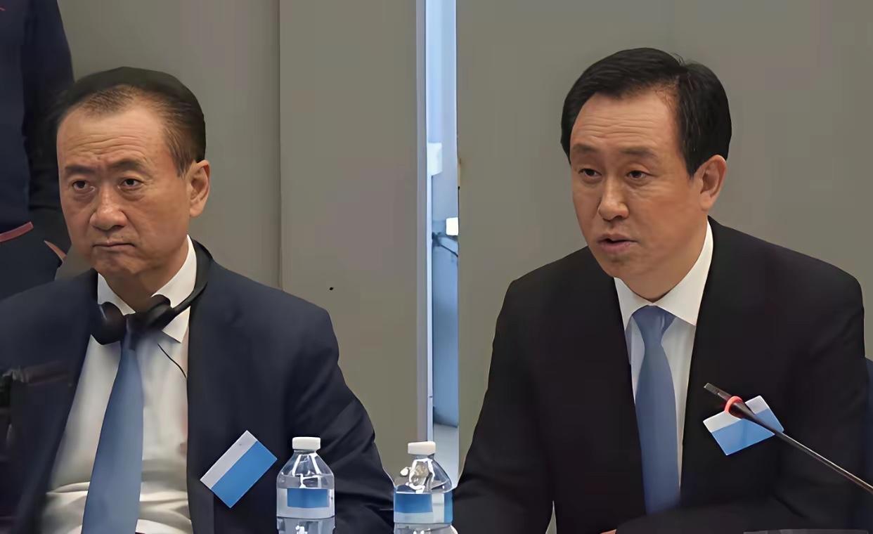现在只要一提起地产圈的大佬，没人能绕开王健林和许家印，这两位曾经的中国首富，如今