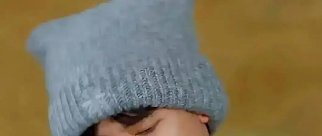 零下40℃拍27条膝盖跪裂
 
拍废的胶片够绕地球半圈。沈腾一句“再保一条”值3