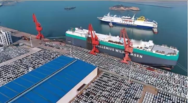 太爽了！中国公开“耍流氓”，美国气的火冒三丈，报应来的太快了！美国受不了中国的电