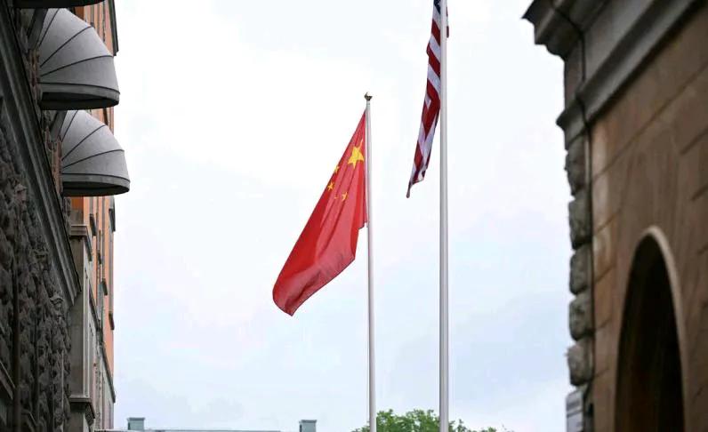 美国总统特朗普把中国商品高额关税的暂停期限再延长90天。
华盛顿与北京的关税休战