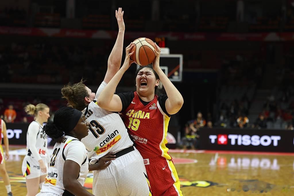 牛！张子宇打欧洲冠军砍20+11 四数据全队稳居第一-------北京时间3月1