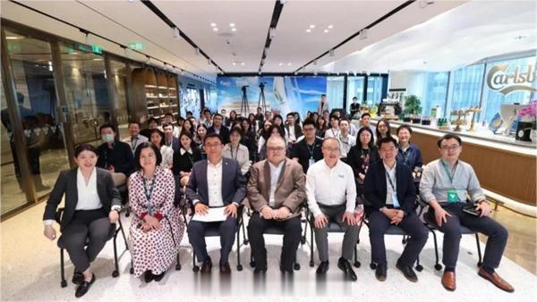#重庆啤酒斩获多个奖项#近日，在 2023 中国上市公司发展论坛上，重庆啤酒股份
