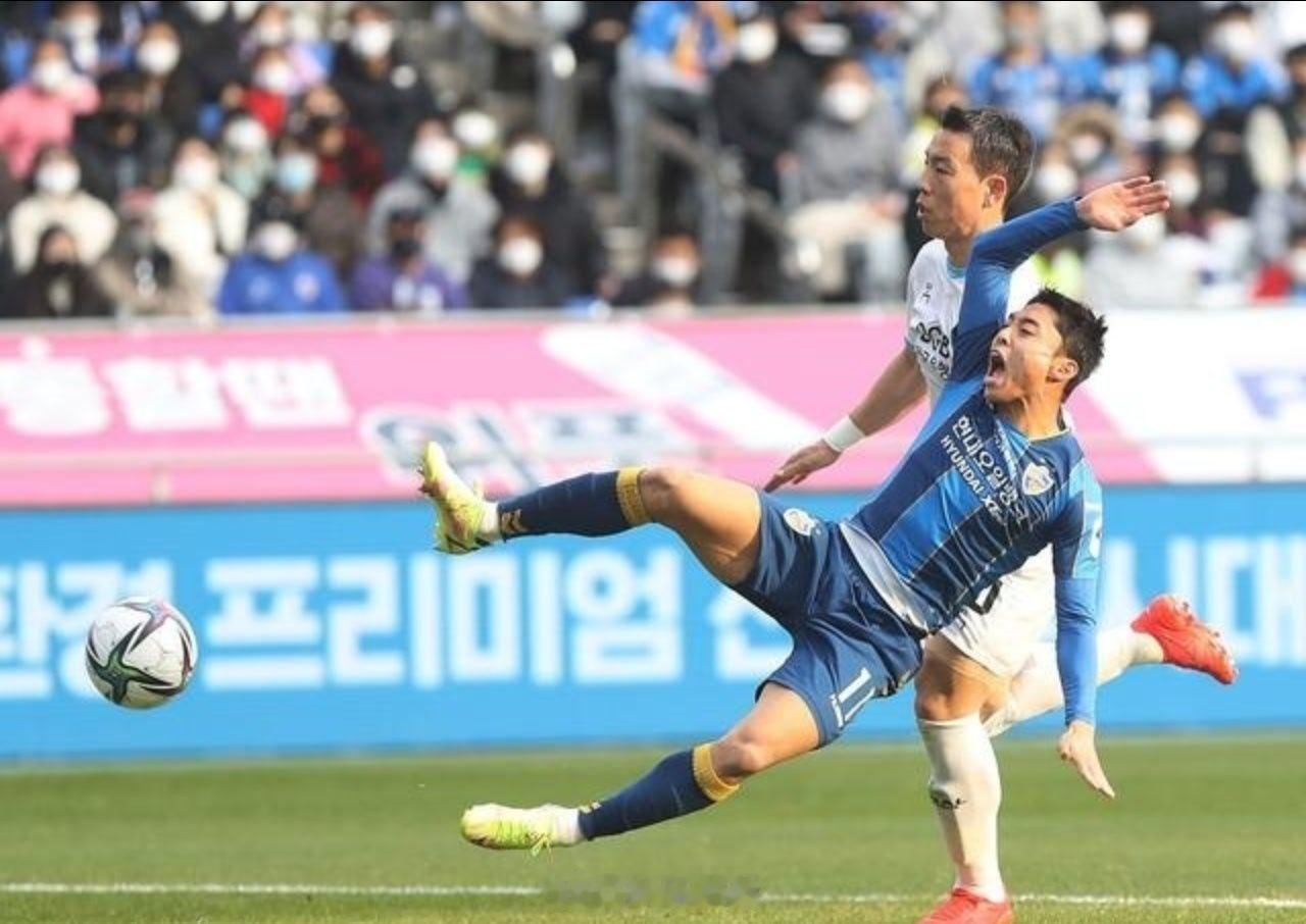 今日公开菜单：足球预测          203 韩职  蔚山现代VS仁川联  
