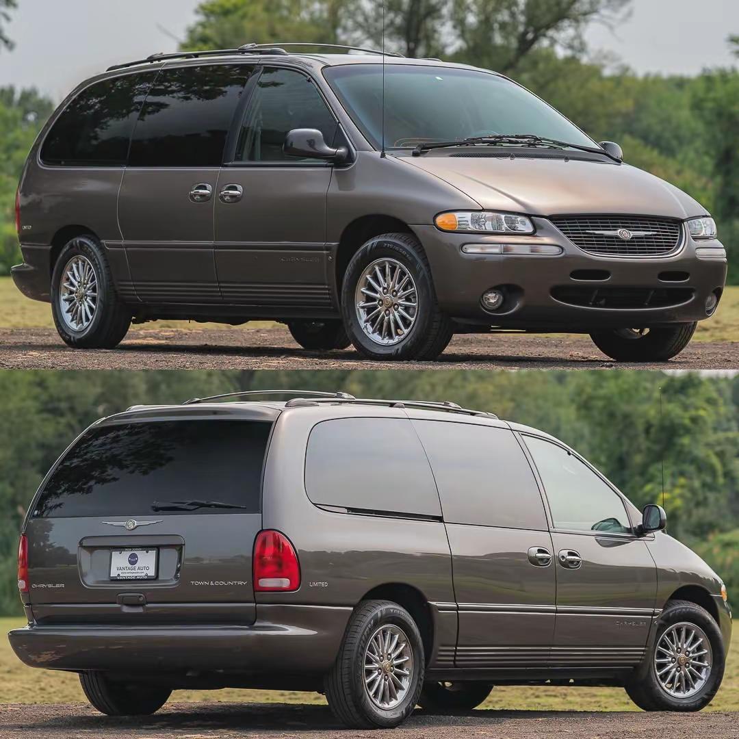 克莱斯勒 Town & Country.如果说法拉利、保时捷的低里程收藏车并不算