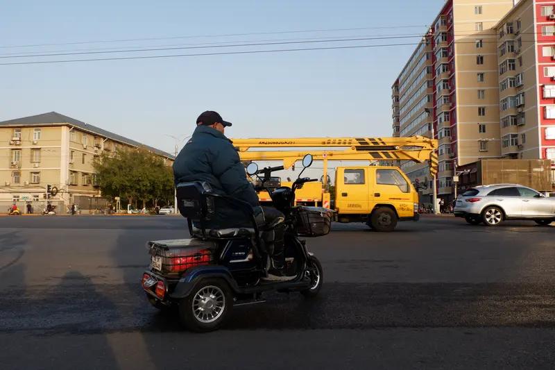 期待国家再次出台政策，给残疾人电动上车牌，发驾照，办年检，上交强险！补齐管理漏洞