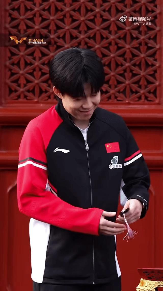 哈哈哈哈哈哈哈哈哈哈哈哈哈小王🤣🤣连起来好好笑 ​​​