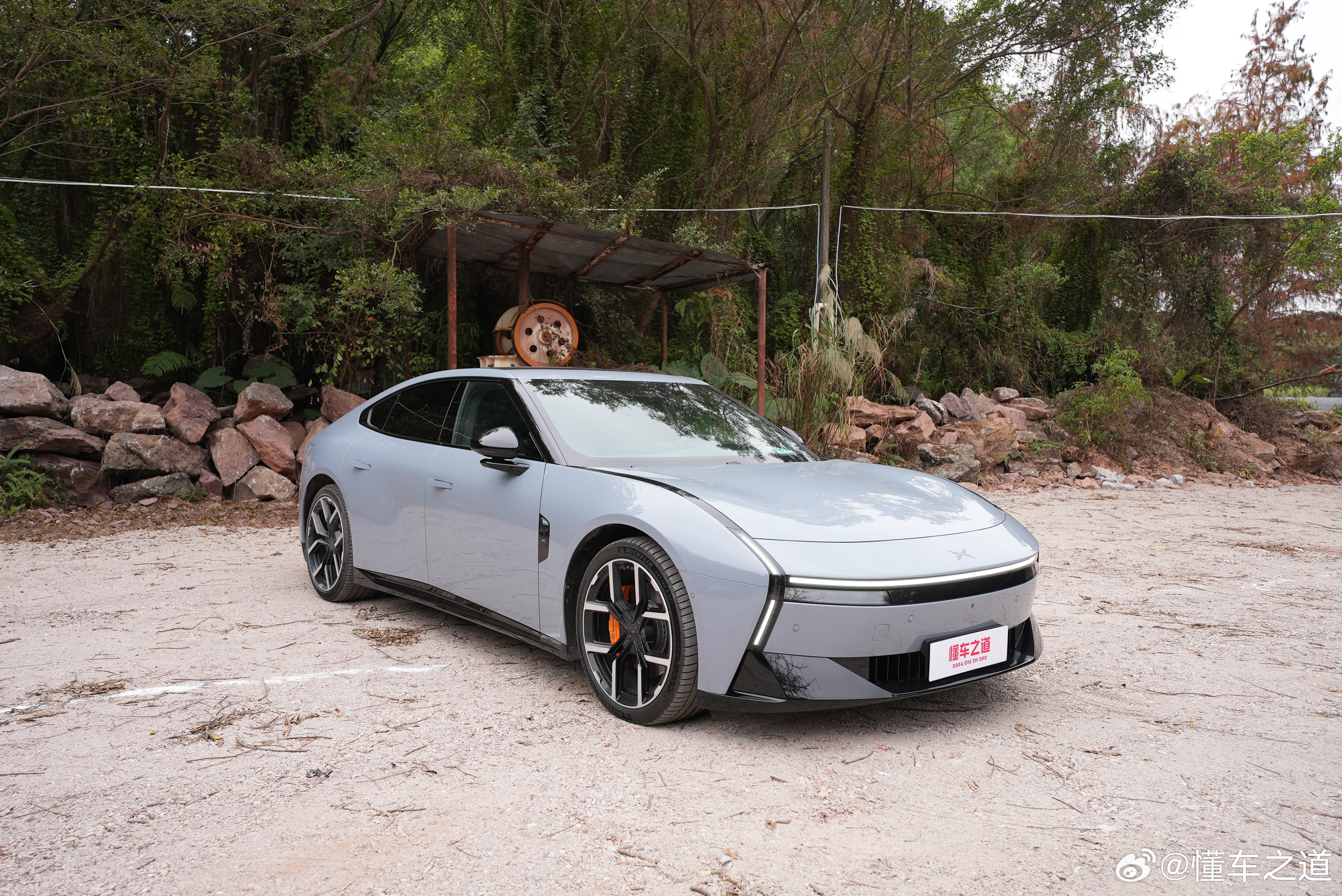 懂车之道讯 全新小鹏P7大家觉得这车如何？小米SU7和它，大家怎么选？不看雷军的