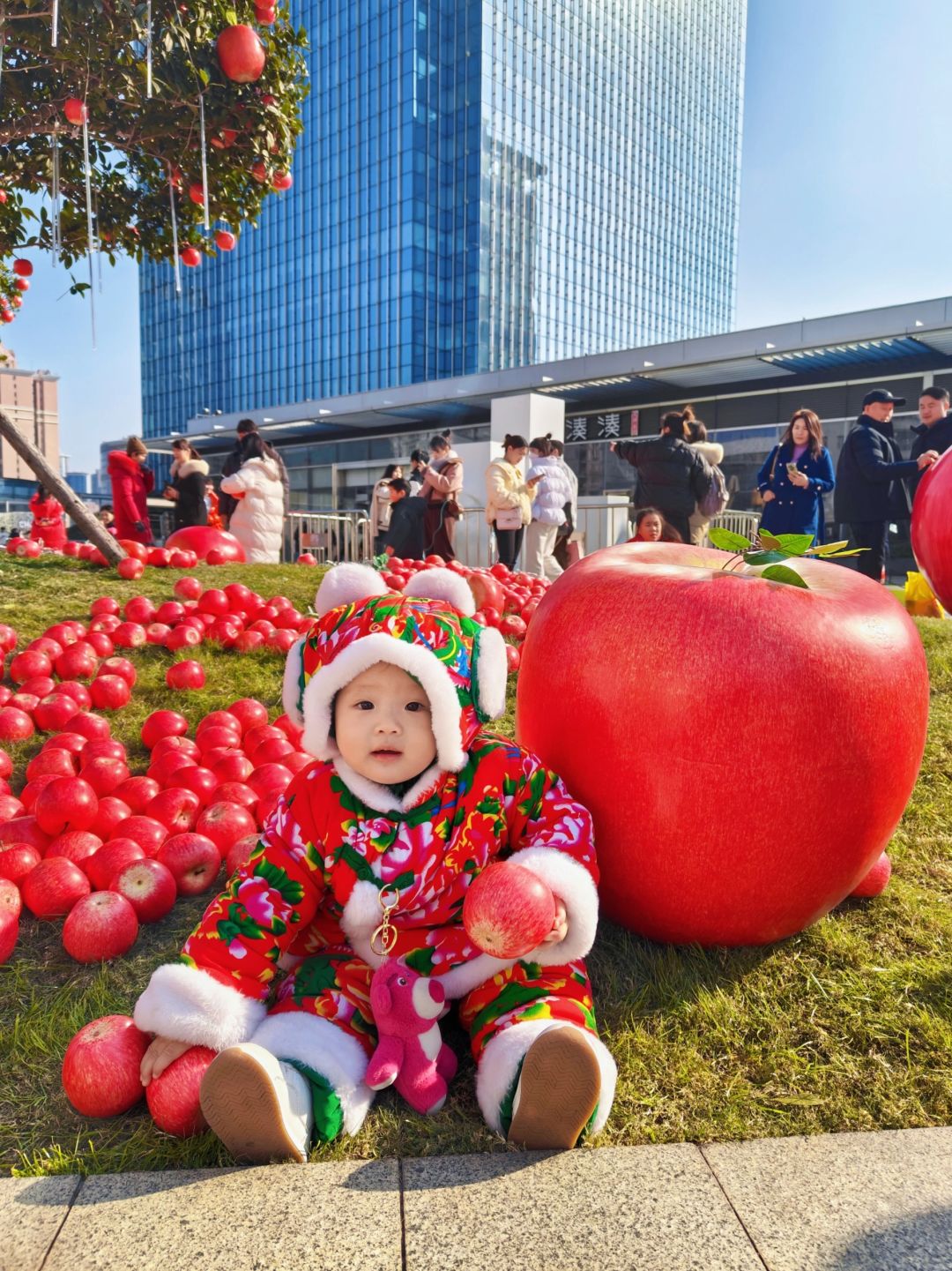 IFS-7楼偶遇大苹果🍎和小可爱❗萌哭了