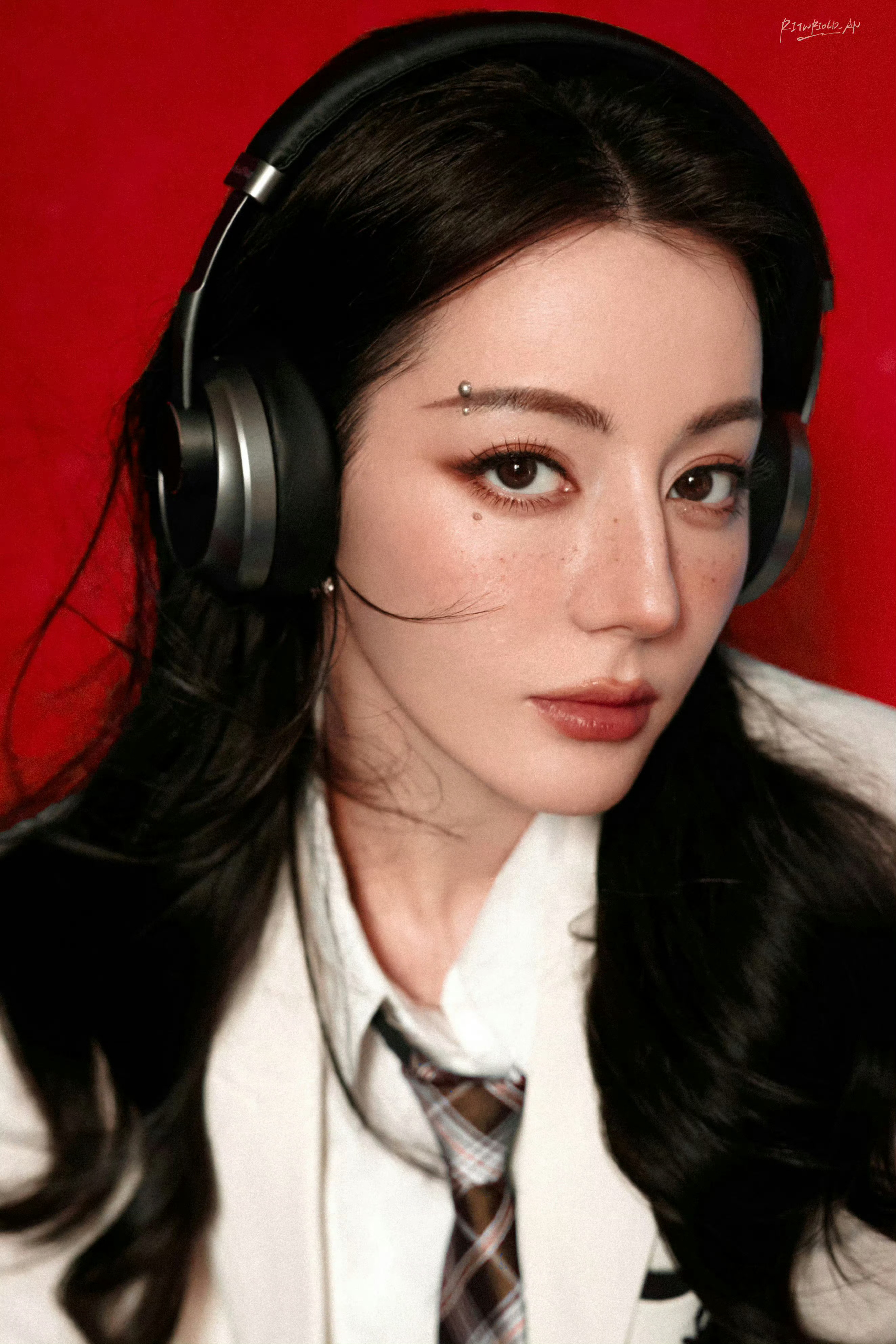 迪丽热巴仿佛自带暗黑美学【迪丽热巴】火年看点红的❤️🔥 