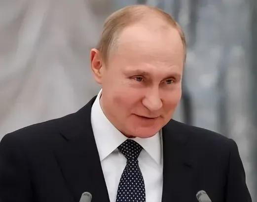 乌克兰瘫痪2天后，泽连斯基向特朗普求助，没想到被普京抢先一步
 
1月20日凌晨