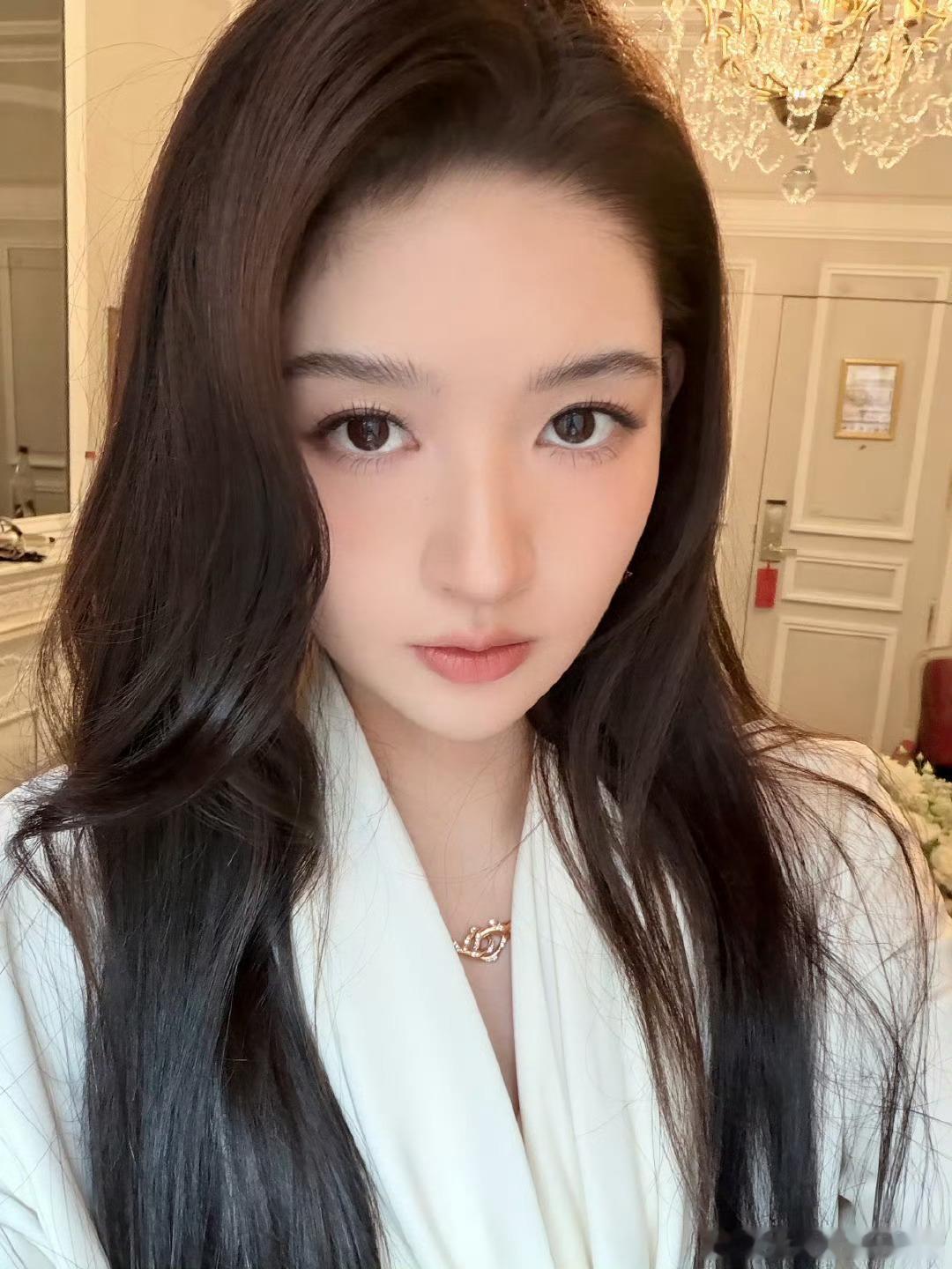 王玉雯 我的电子闺蜜 年后要录节目都提前报备，这分享欲根本就是我闺蜜本蜜！行程小