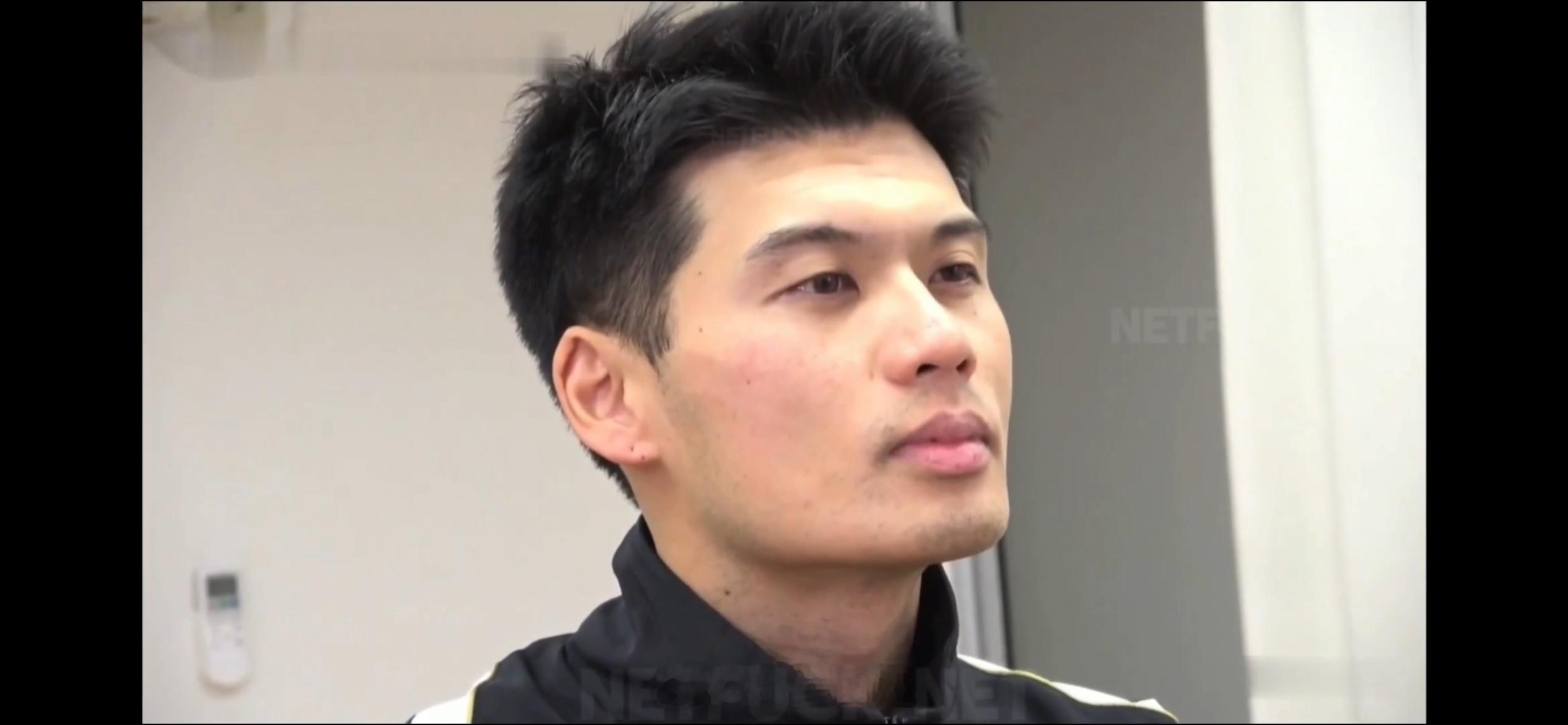 谁认识这个男优 