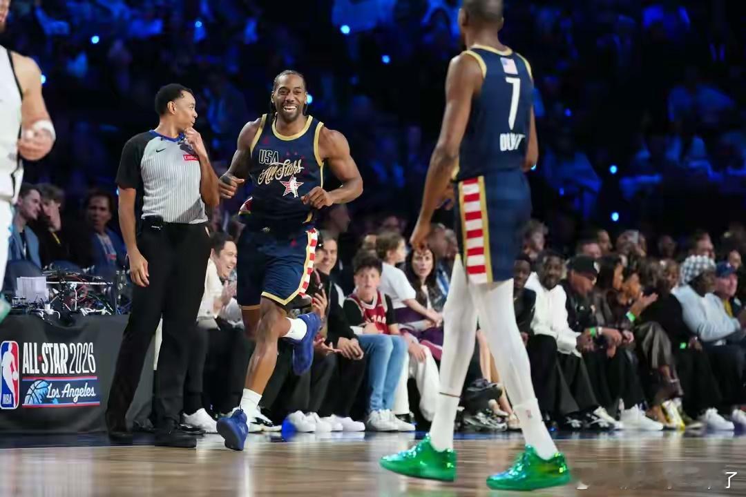 2月16日讯：Skip评本届全明星 盛赞詹姆斯领衔美国队老将拼至极限詹姆斯 2月