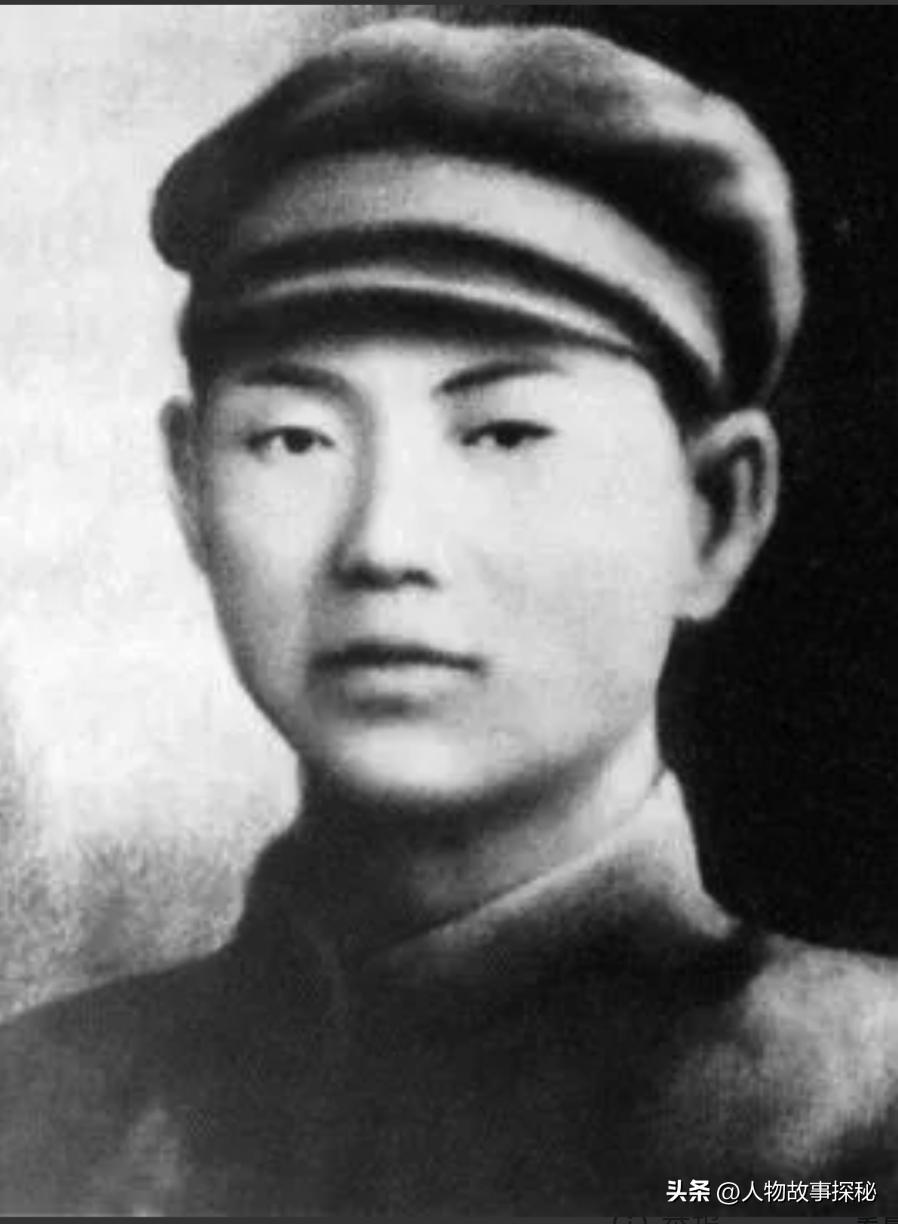 1942年，抗联军长牺牲，日军意外发现了一本笔记本，上面的内容，让他们如获珍宝。