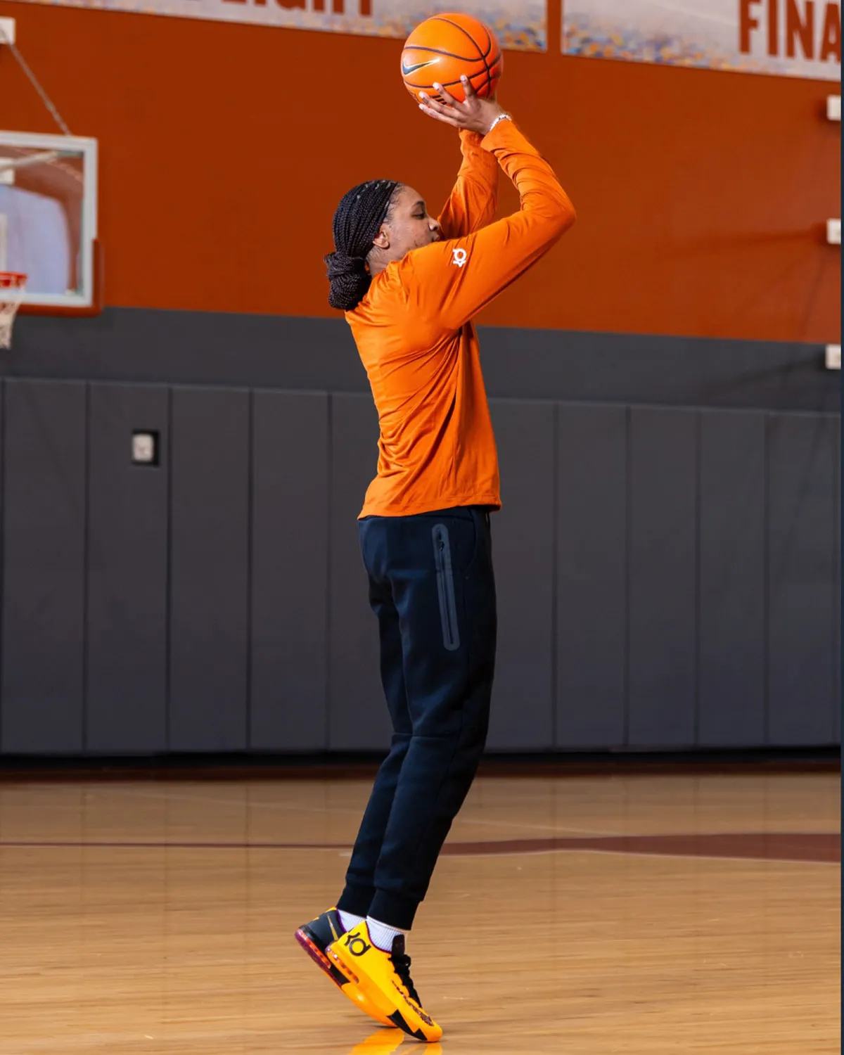 Kevin Durant 开始与耐克合力打造 Team KD品牌  通过NIL合