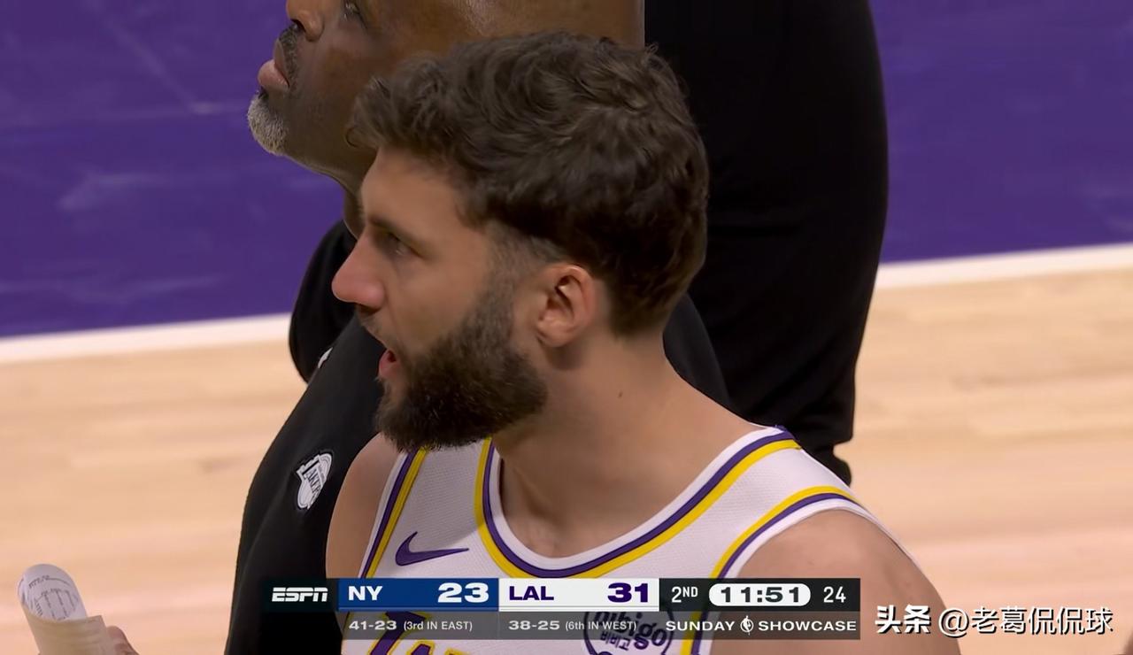 湖人大将克勒贝尔又成为了球队的炮灰！尽管今天湖人在主场以110：97击败尼克斯，