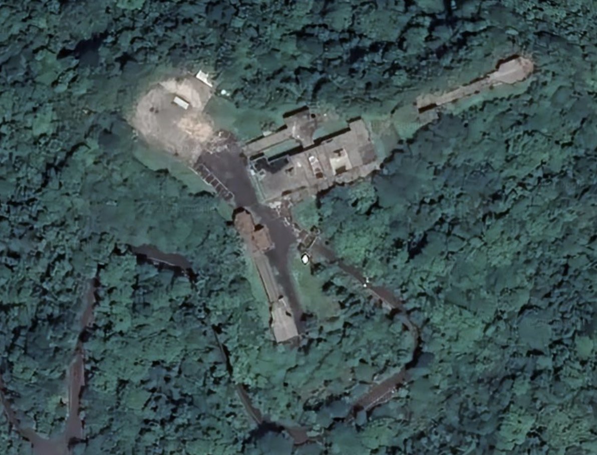 飞扬军事 台北地区两处业已废弃的天兵（Skyguard）防空导弹阵地似乎已重新启