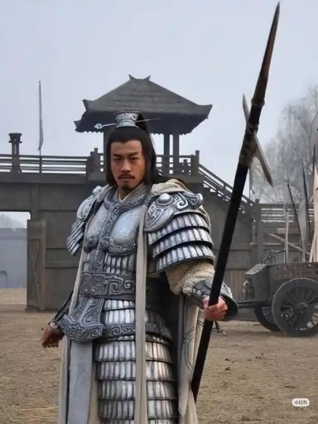 何润东狂接商务《逐玉》播出后，何润东狂涨200万粉。最近大热的苏超宿迁队也把「西