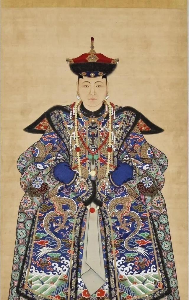 1705年，终年不洗澡，不吃药的93岁宫女 苏麻喇姑 逝世，51岁的 康熙 为了