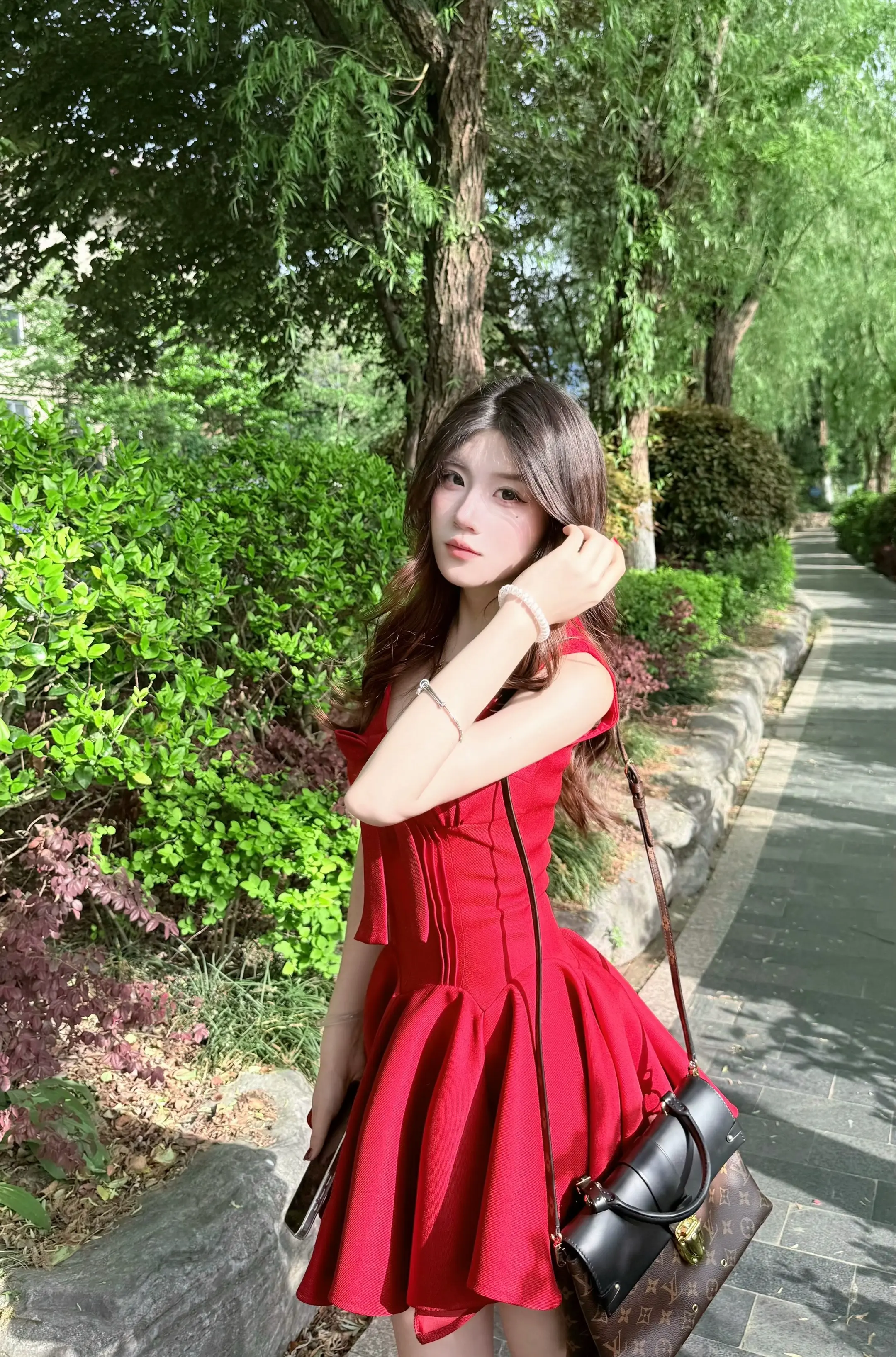 那芦苇微微有没有妖妖漂亮啊