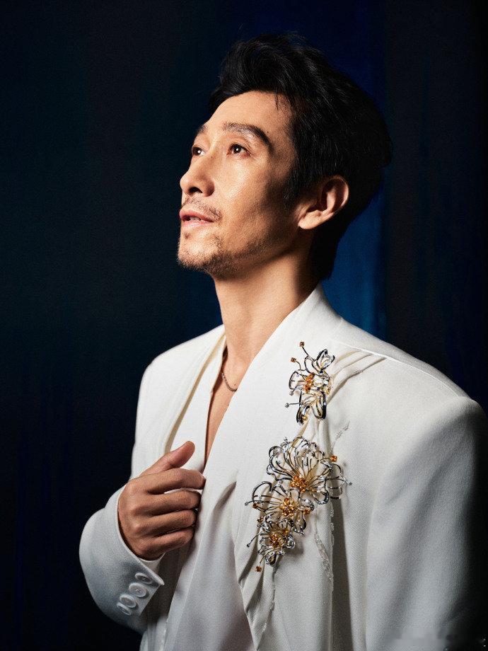 满江送考人郑钧郑钧送考满江 这波送考阵容直接戳中情怀党！多年知己郑钧来当满江的披