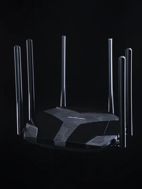 TP-Link创始人申请“特朗普金卡”，路由器巨头如何应对美国国安审查？

凤凰