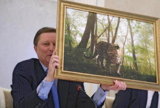 莫斯科的政治天平发生剧烈倾斜，“克宫二号人物”彻底出局！普京没有给这位前国防部长