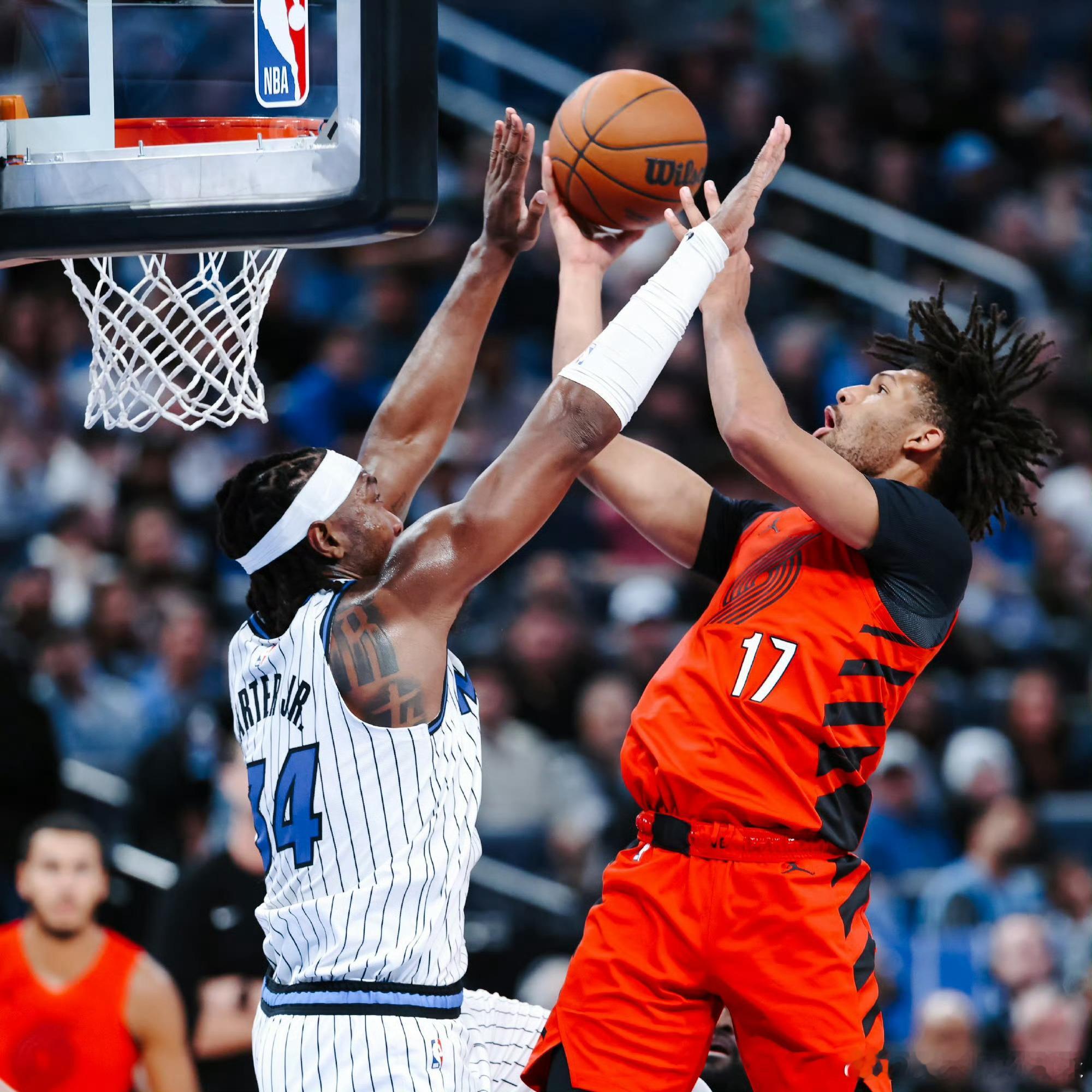 我的评分： 贝恩的压哨无疑奠定了胜局，夏普空砍全场最高的31分！得分机器说的就是