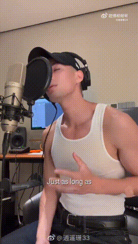 米卡的歌终于有了热恋期 米卡的《偏爱》必须冲！纯纯热恋曲，好听到爆，终于等到他的